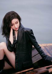 他的夜色日记无删减